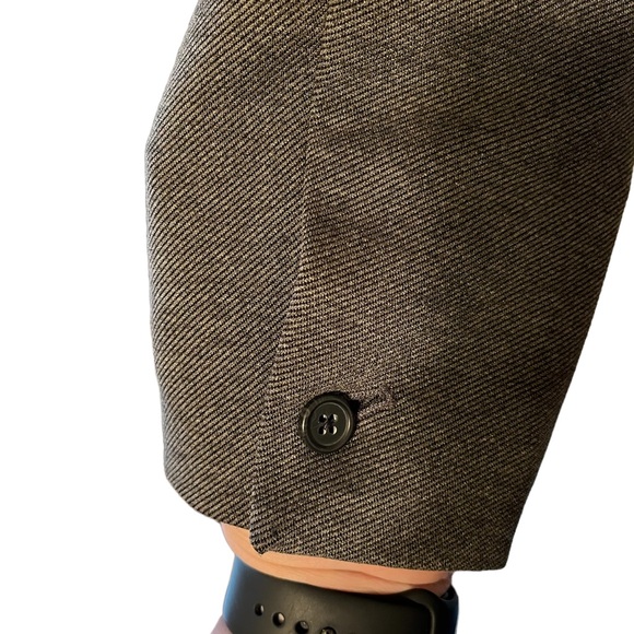 Gap factory academy blazer charcoal grey sz . 18 runs a bit small. - Picture 11 of 11